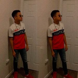 Meet your Posher, Jeancarlos